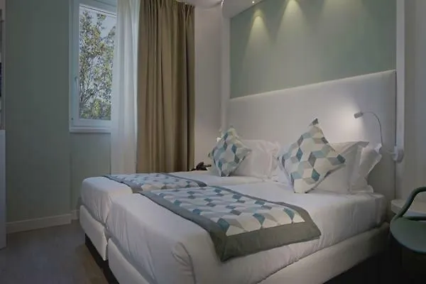 Ark Hotel Verona 4*,